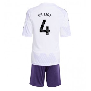 Manchester United Matthijs de Ligt #4 Udebanetrøje Børn 2025-26 Kortærmet (+ Korte bukser)
